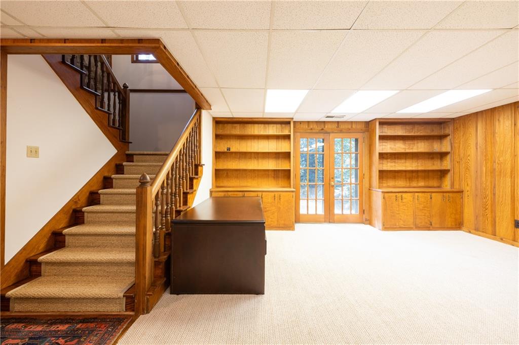 945 River Overlook Court