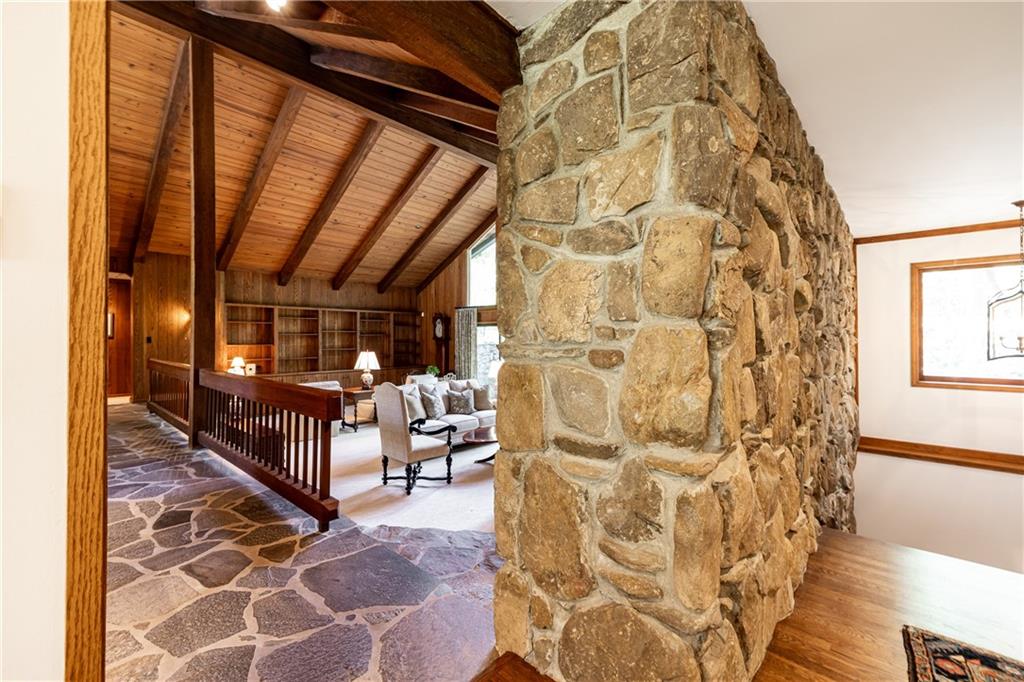 945 River Overlook Court