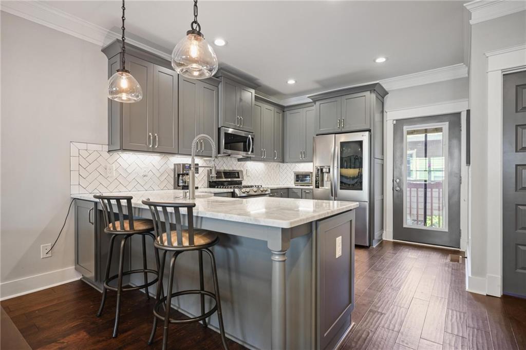 1365 Memorial Drive Unit 2