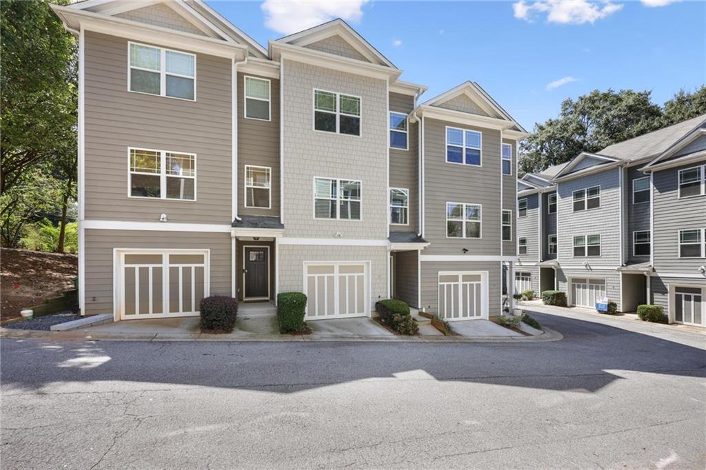 1365 Memorial Drive Unit 2