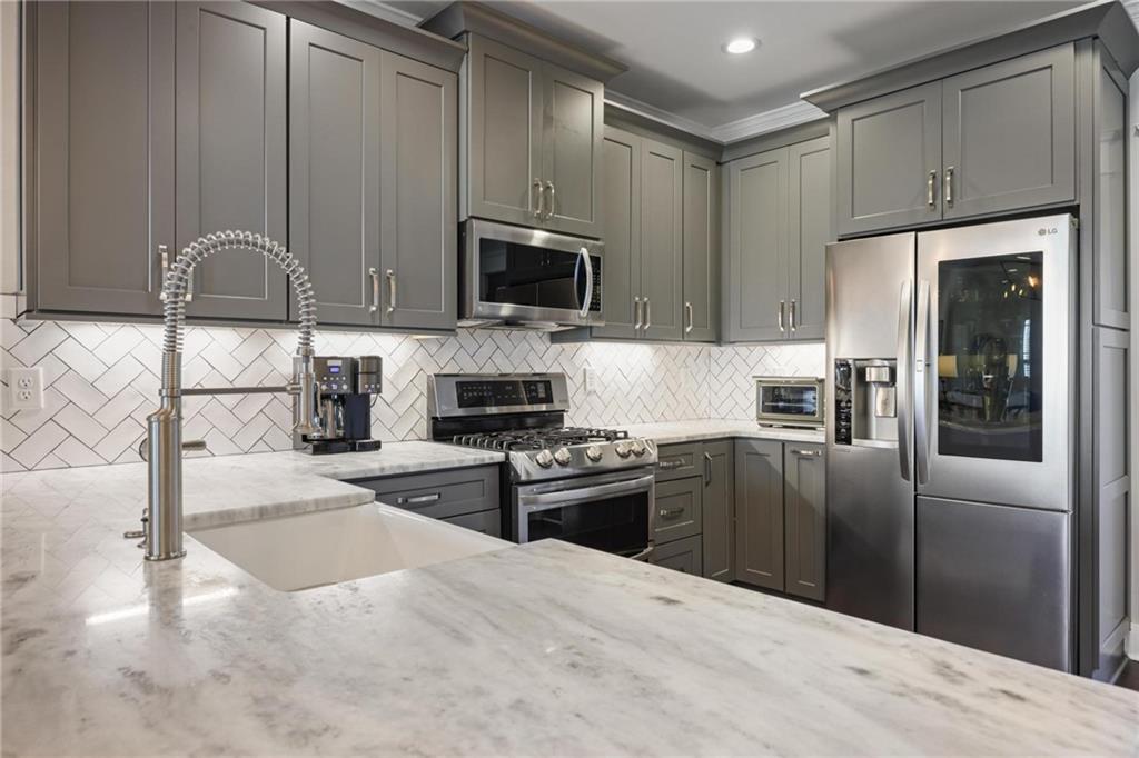1365 Memorial Drive Unit 2