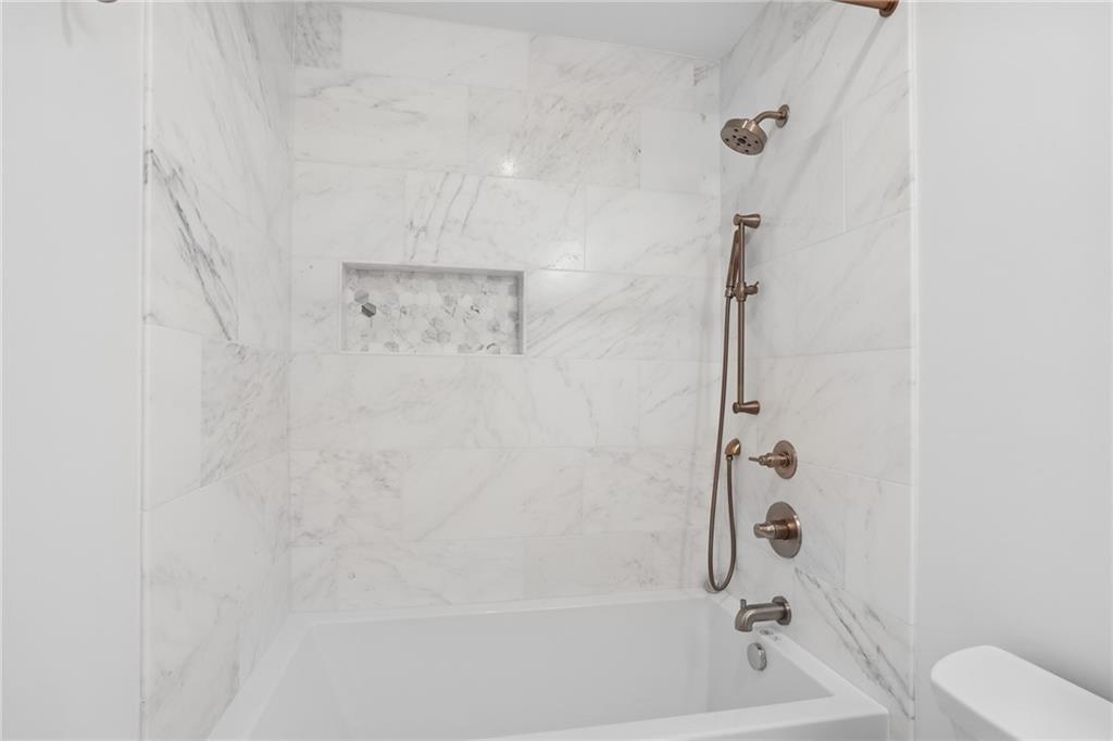83 Ivy Trail NE