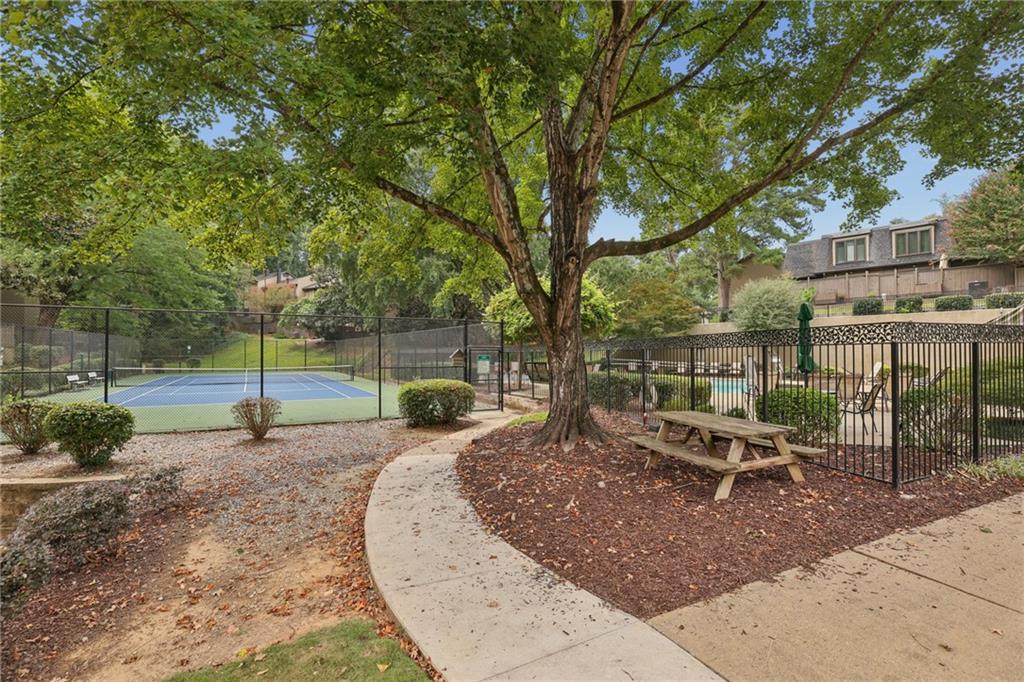 83 Ivy Trail NE