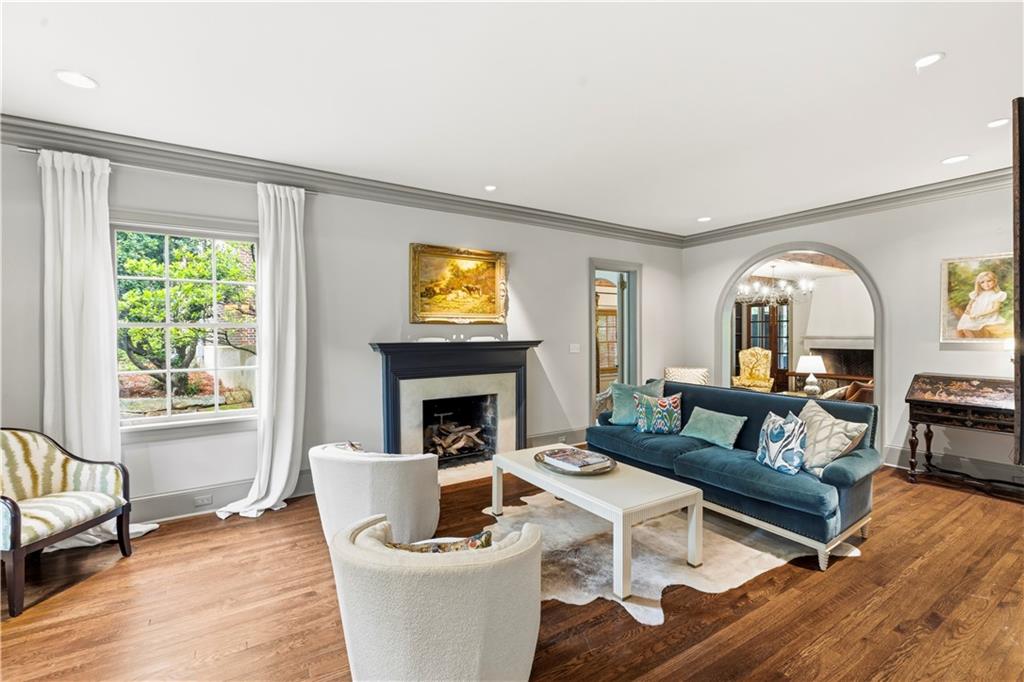 45 Montclair Drive NE