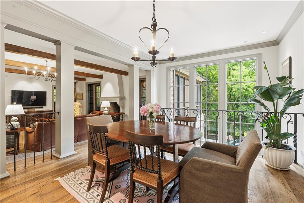 45 Montclair Drive NE