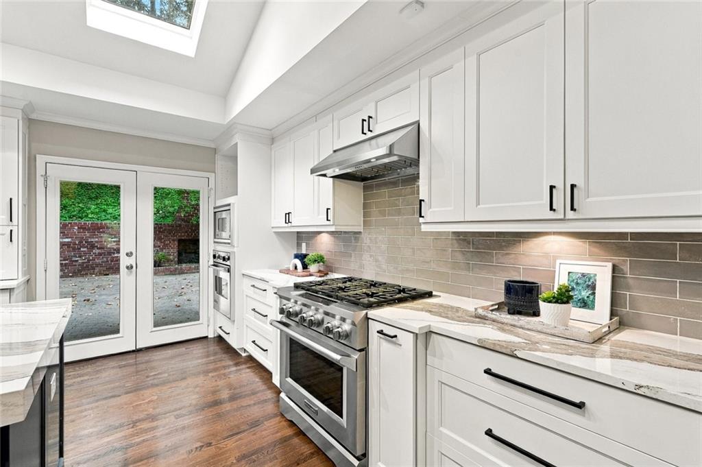 2321 Bohler Road NW