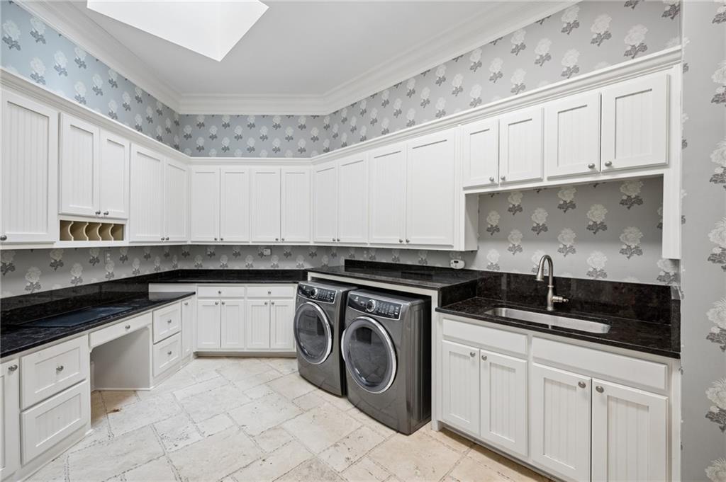 405 Kenbrook Drive