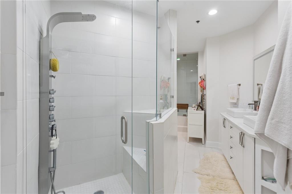 2626 Peachtree Road NW Unit 1807