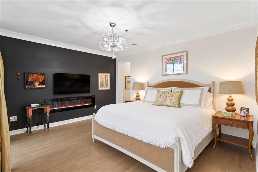 2626 Peachtree Road NW Unit 1807