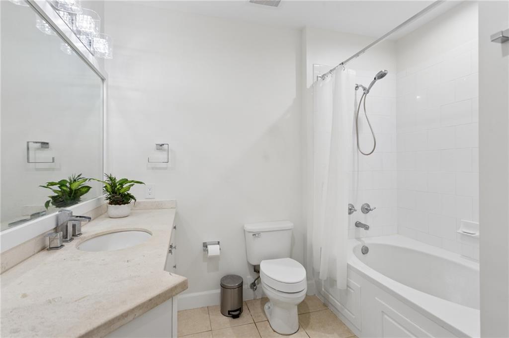 2626 Peachtree Road NW Unit 1807