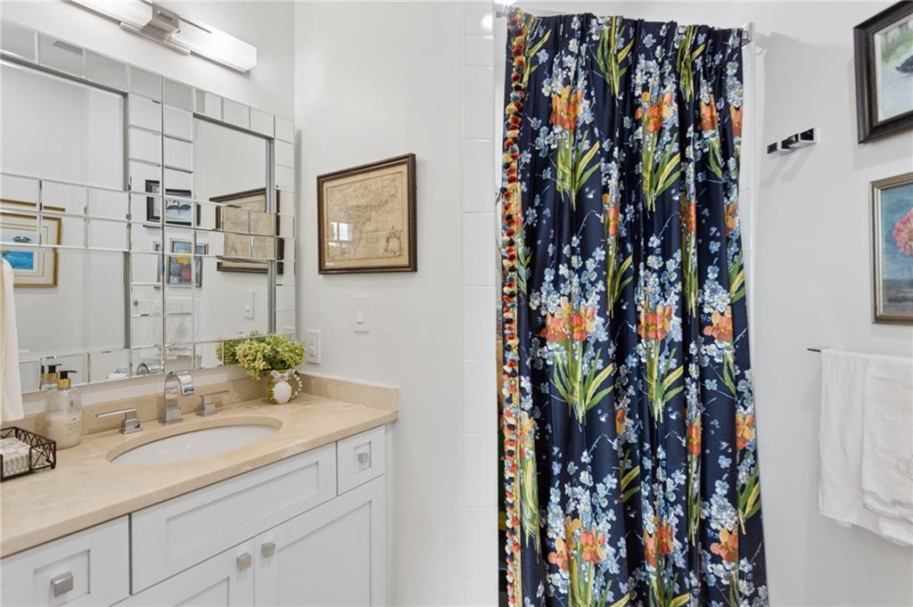 2626 Peachtree Road NW Unit 1807