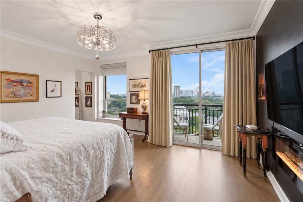2626 Peachtree Road NW Unit 1807