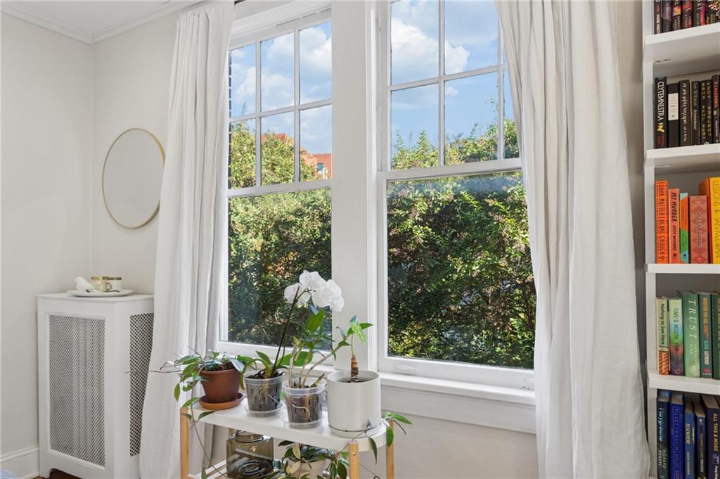18 Collier Road NW Unit 9