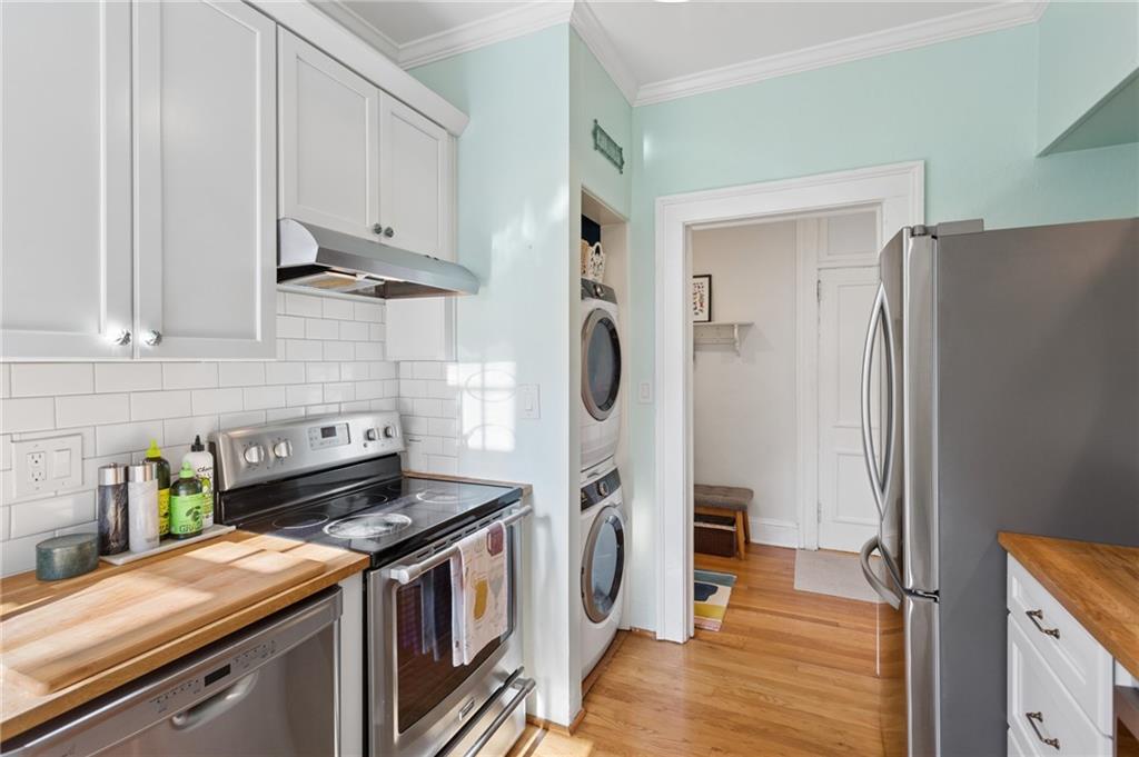 18 Collier Road NW Unit 9