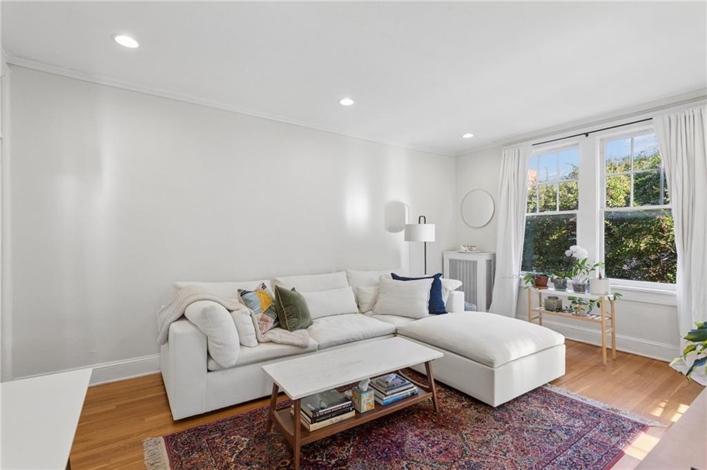 18 Collier Road NW Unit 9