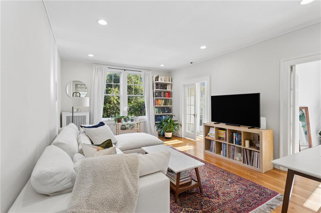 18 Collier Road NW Unit 9