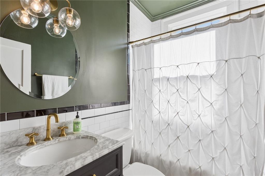 18 Collier Road NW Unit 9