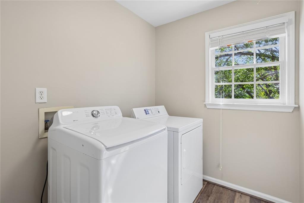 3325 Evonvale Glen