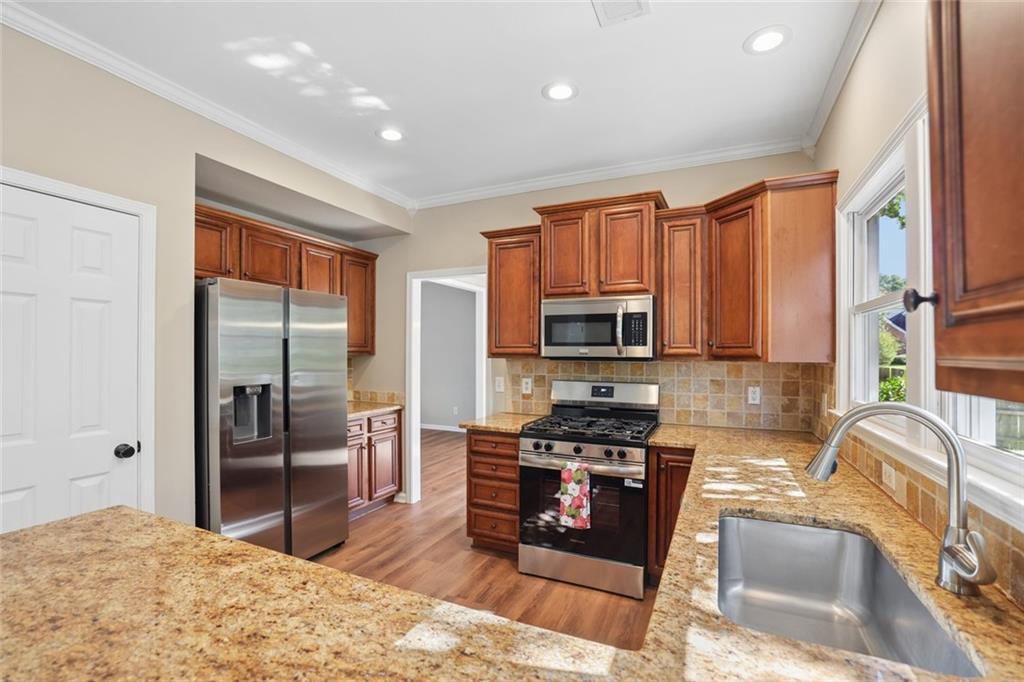 3325 Evonvale Glen