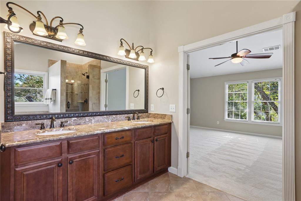3325 Evonvale Glen