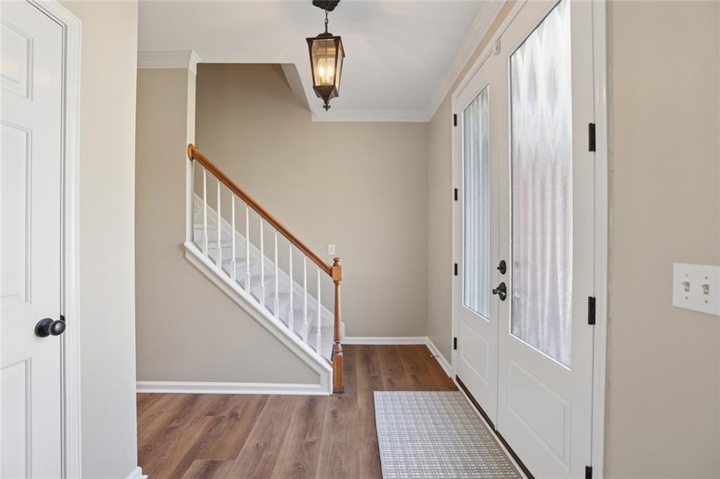3325 Evonvale Glen