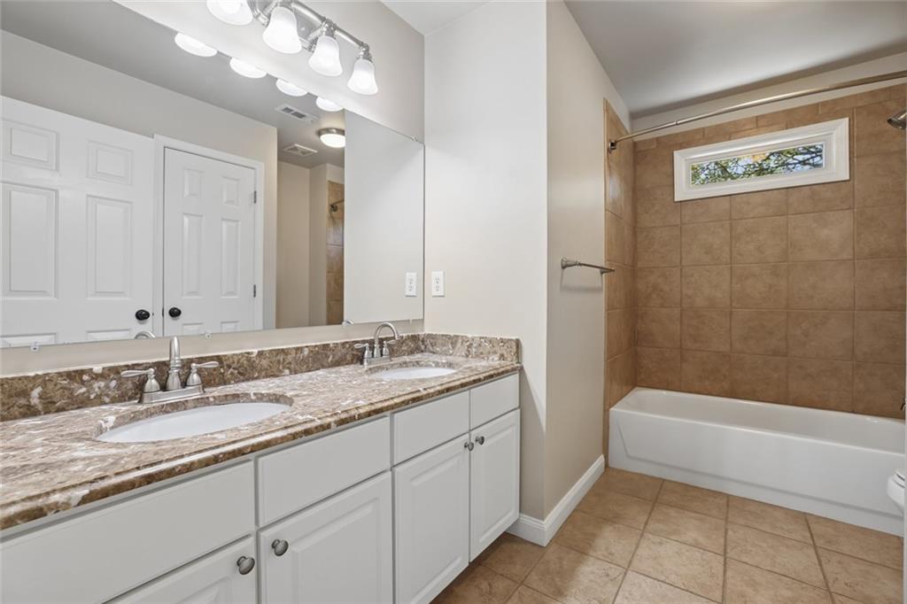 3325 Evonvale Glen