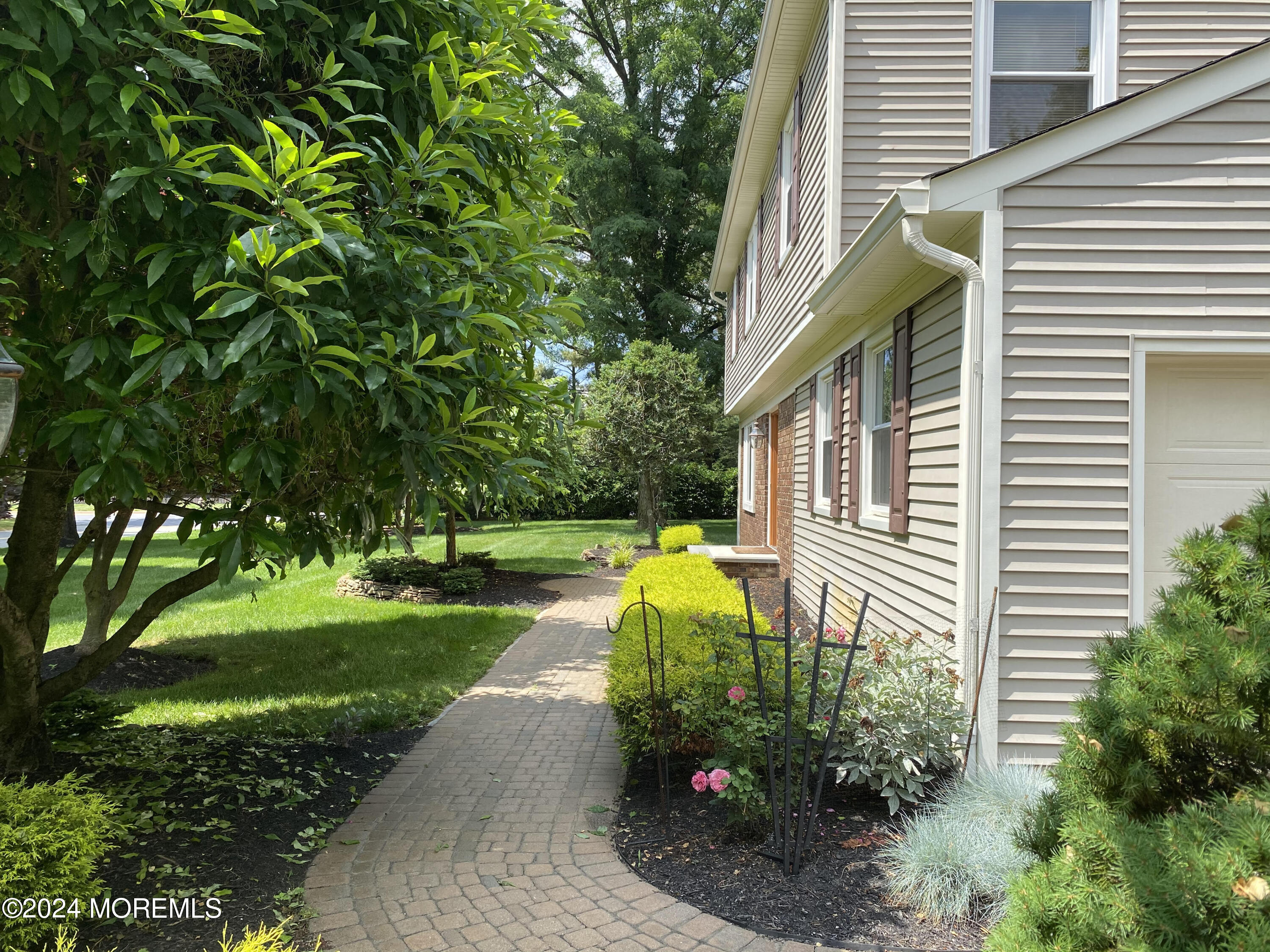 1 Holly Hill Road
