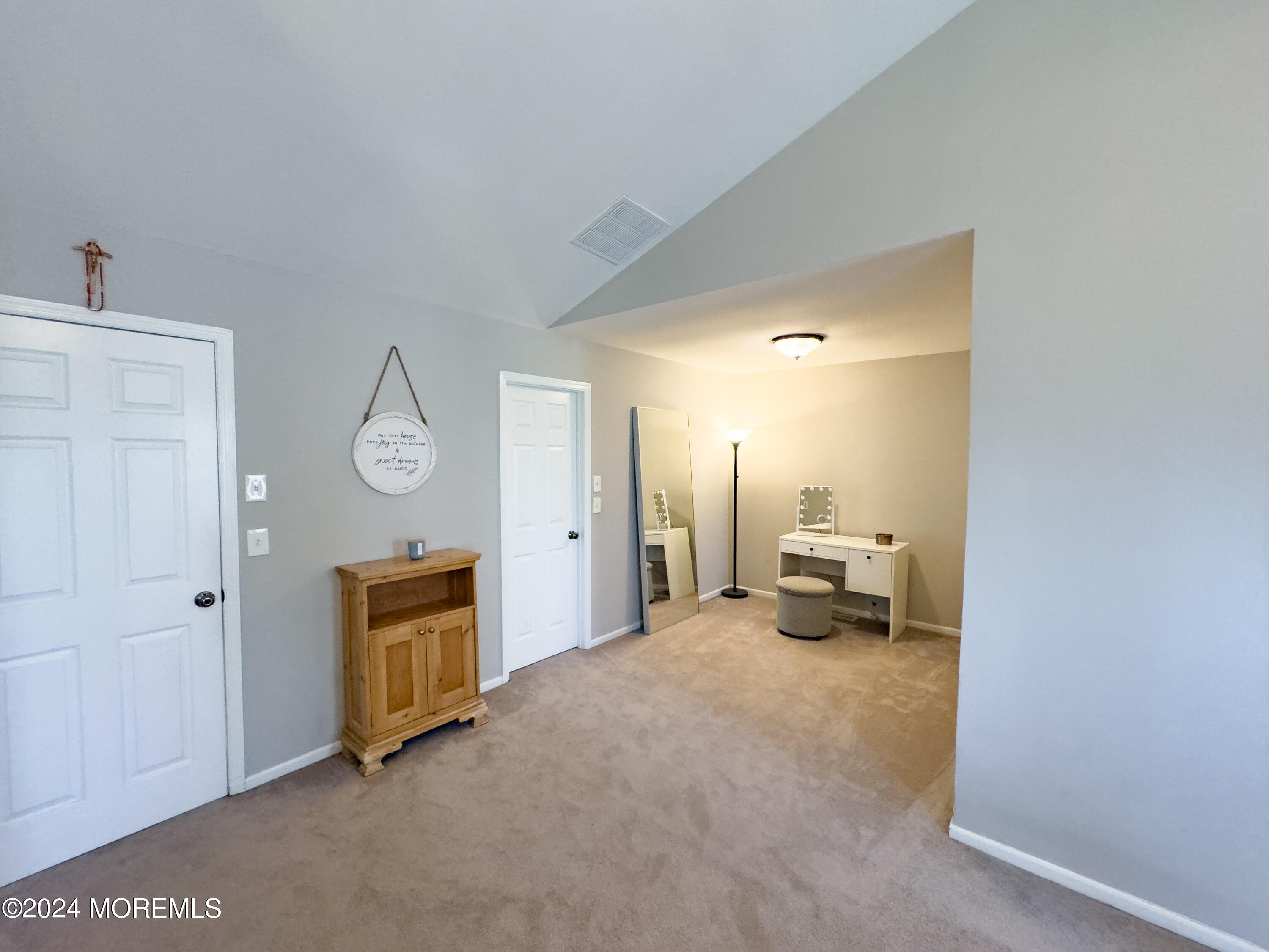 3 Stallion Court