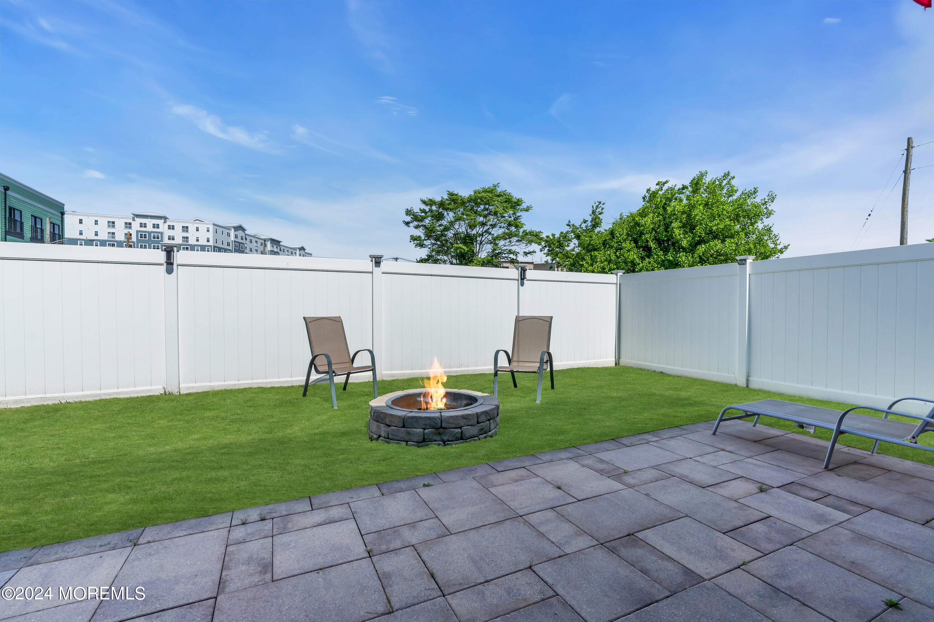 30 Seabreeze Way