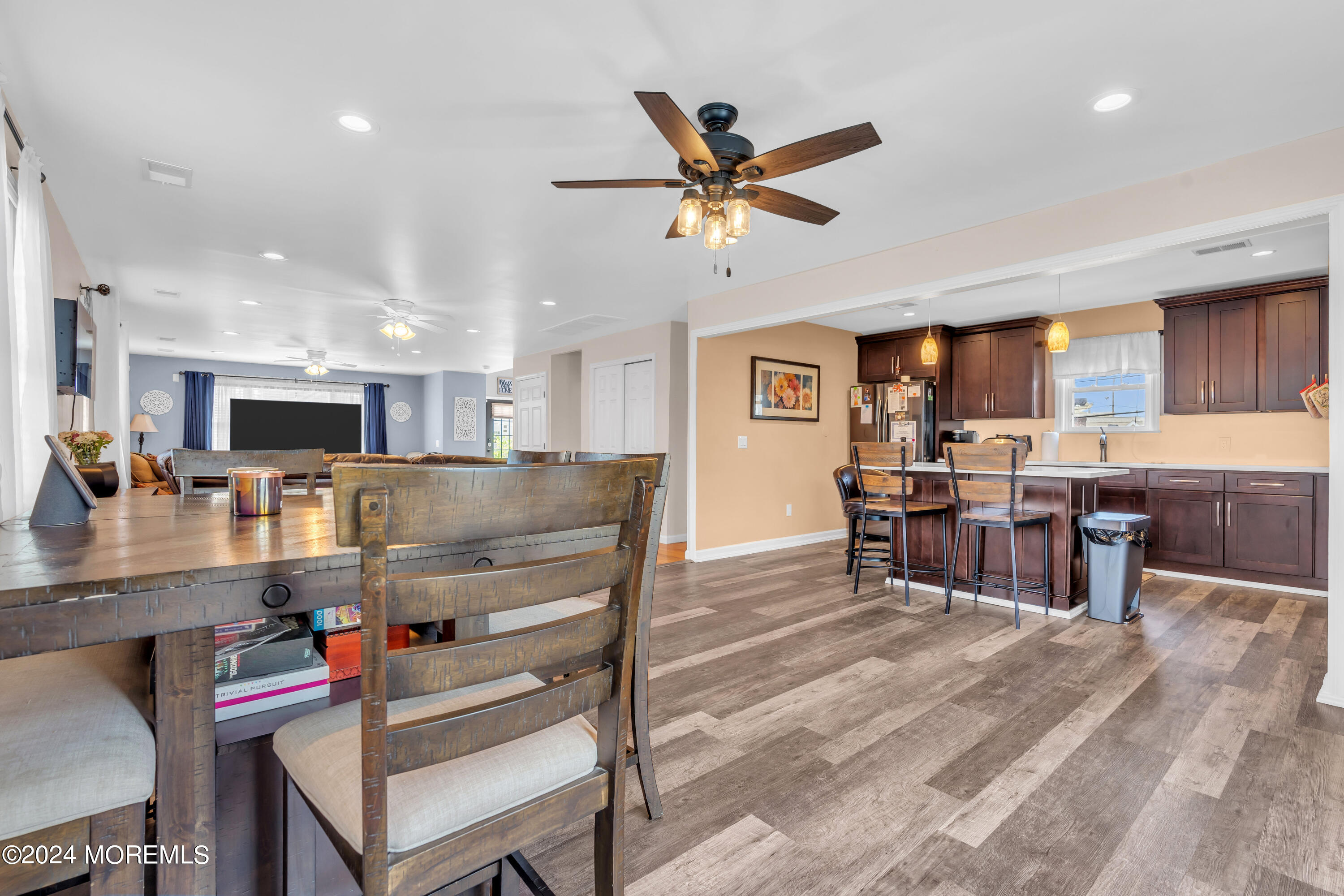 30 Seabreeze Way