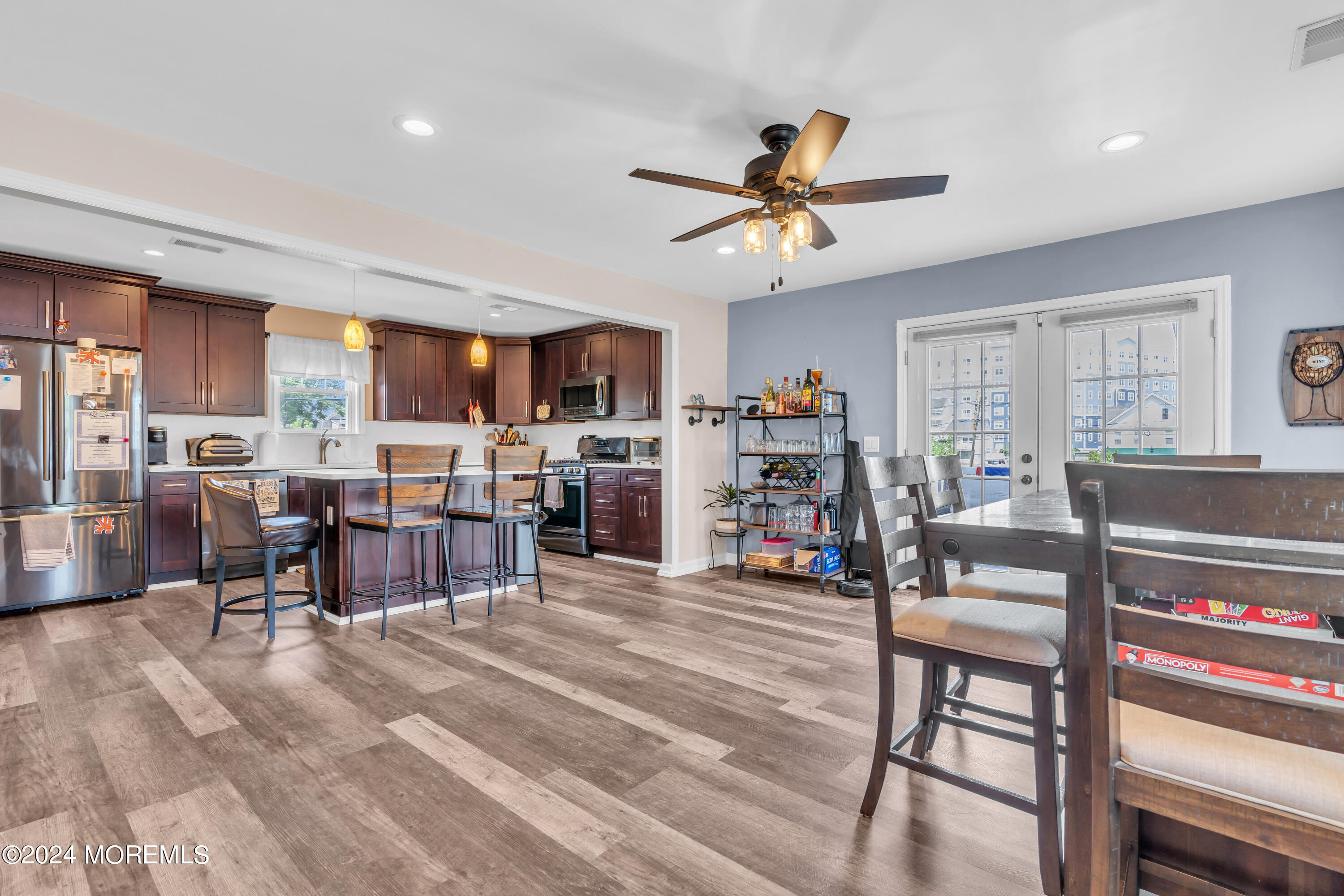30 Seabreeze Way