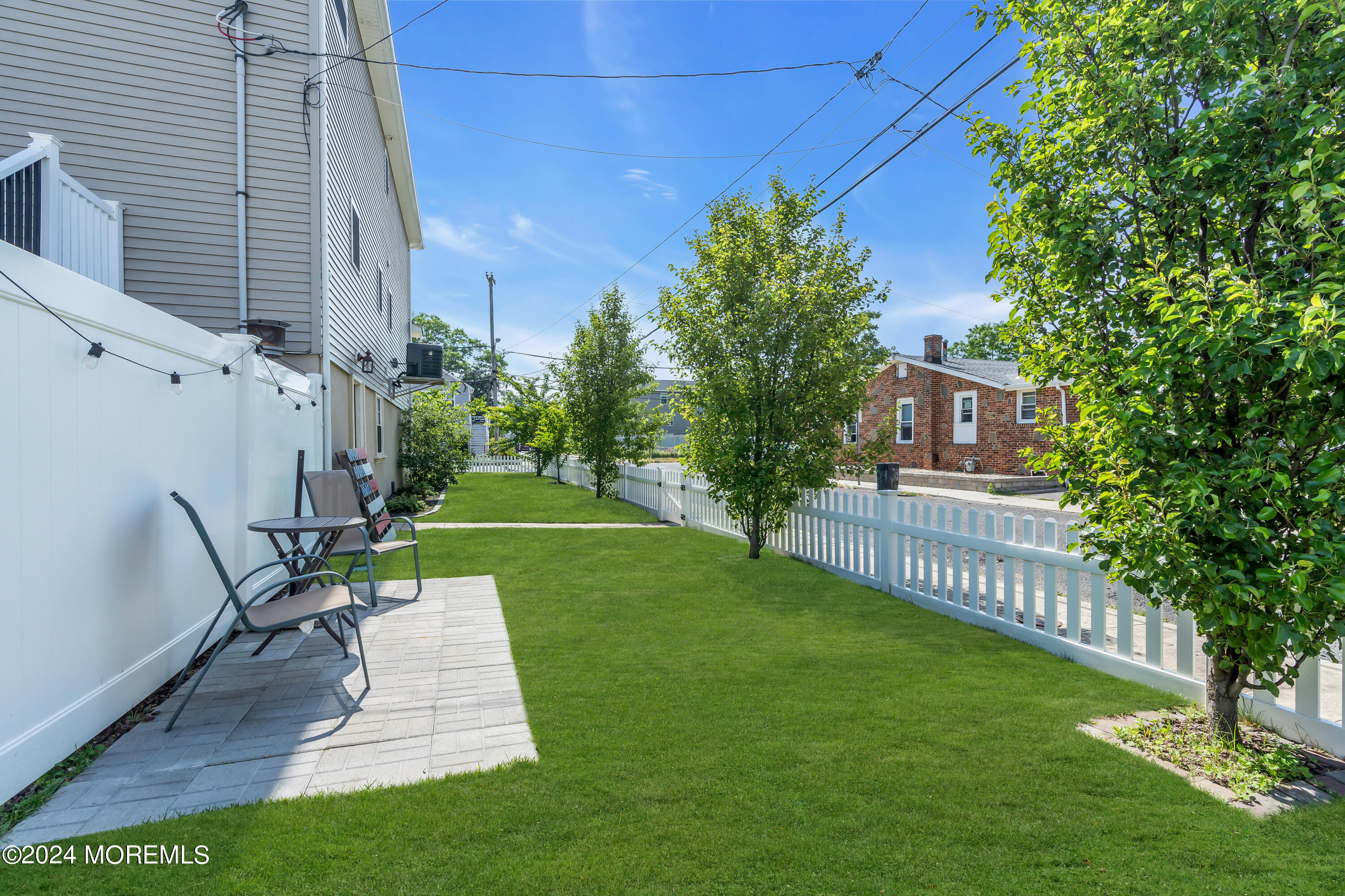 30 Seabreeze Way