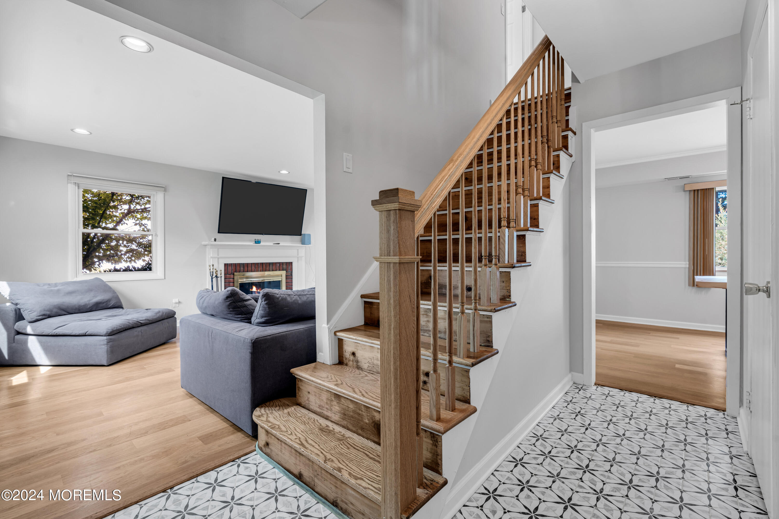 39 Girard Street