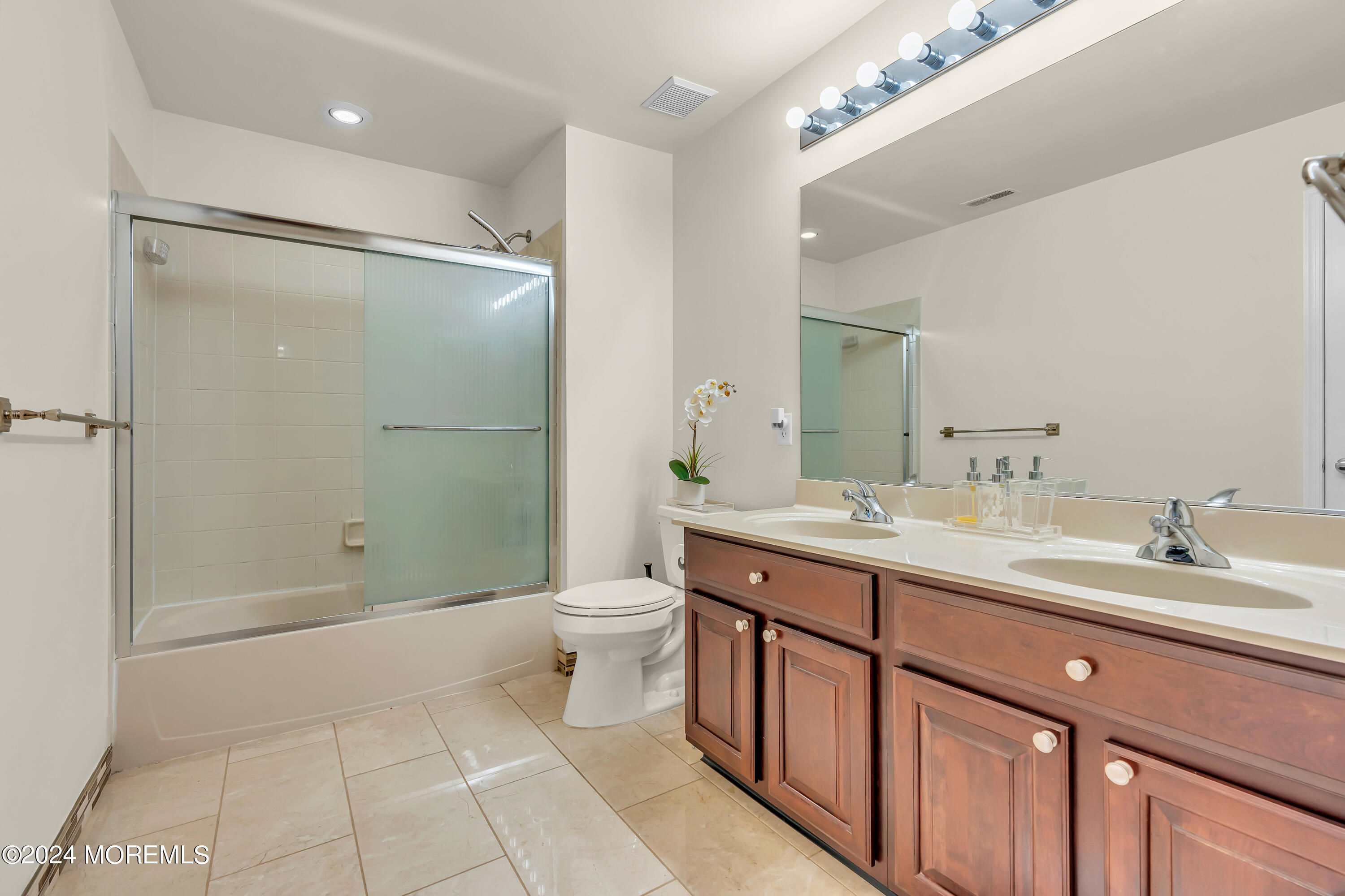 22 Reddington Drive