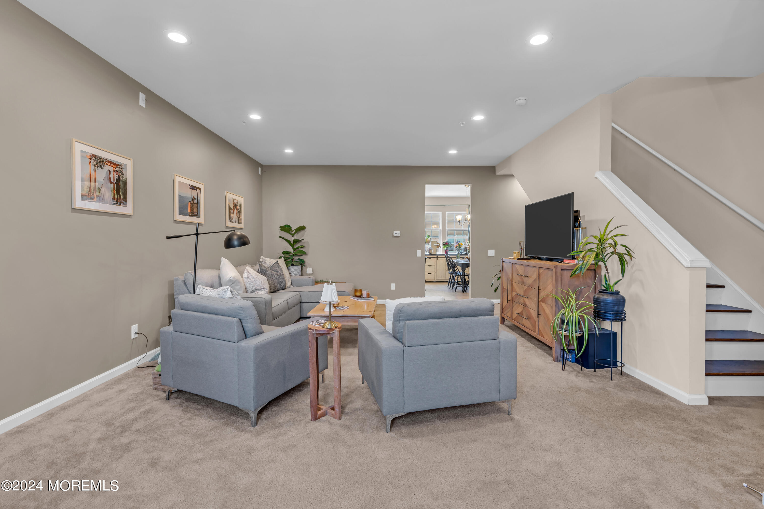 131 Beacon Lane, 602