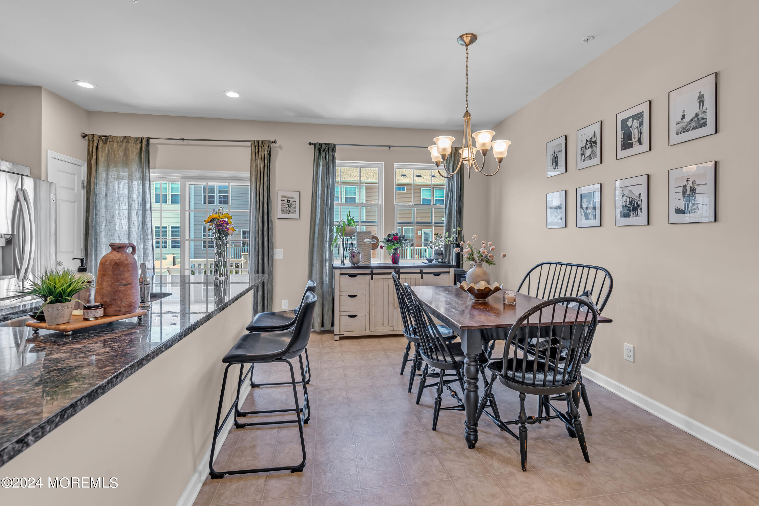 131 Beacon Lane, 602