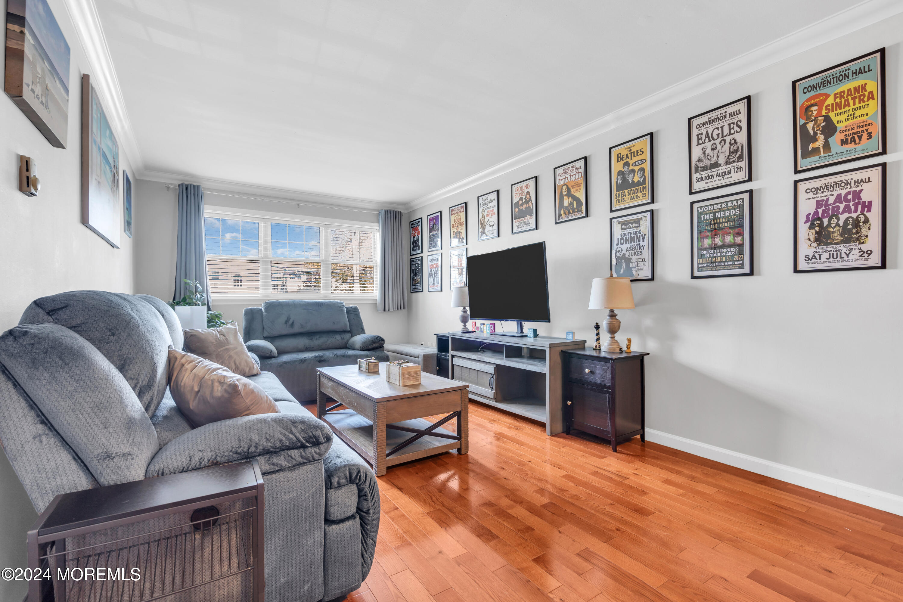 304 4th Avenue 211