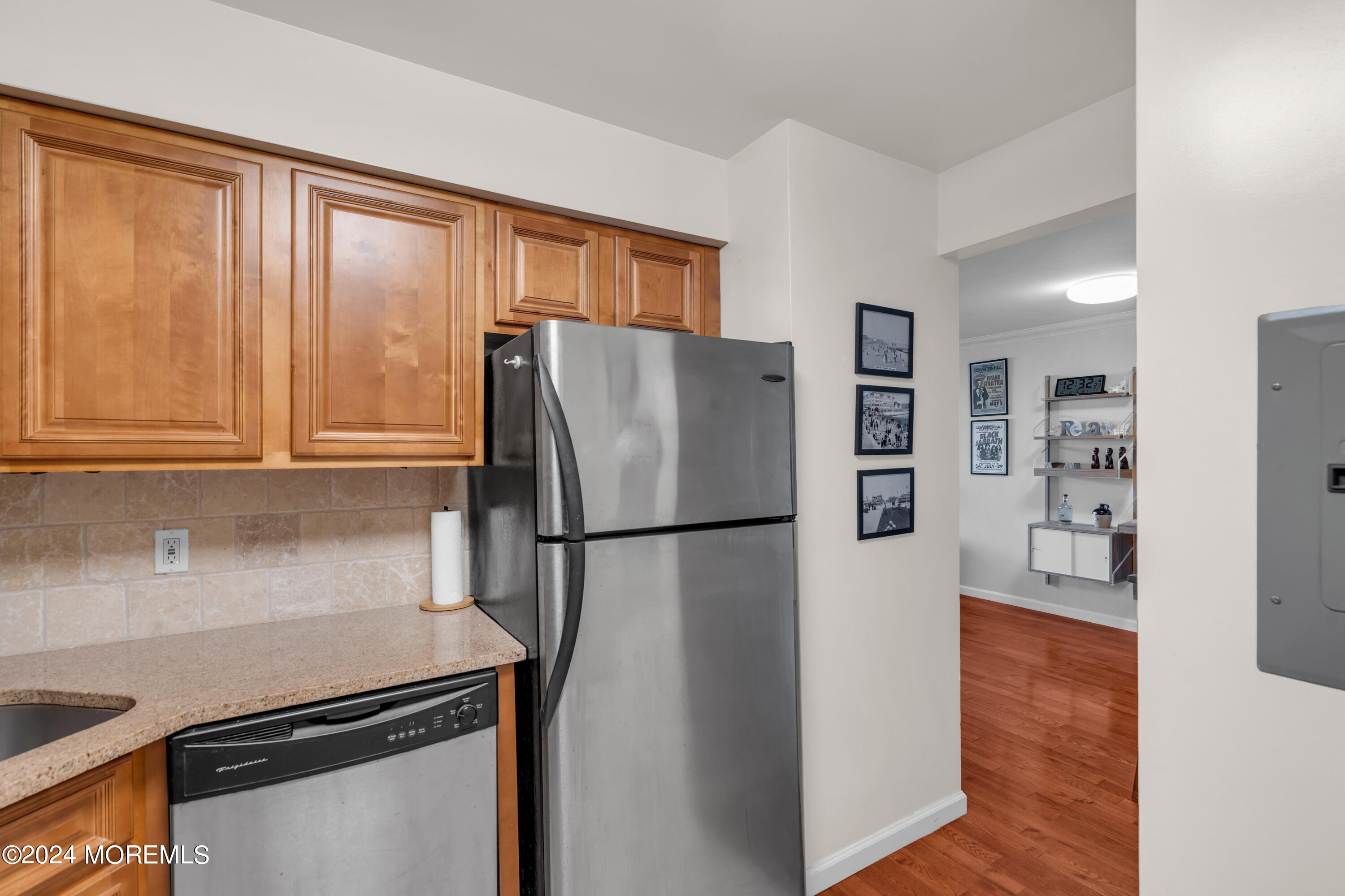 304 4th Avenue 211