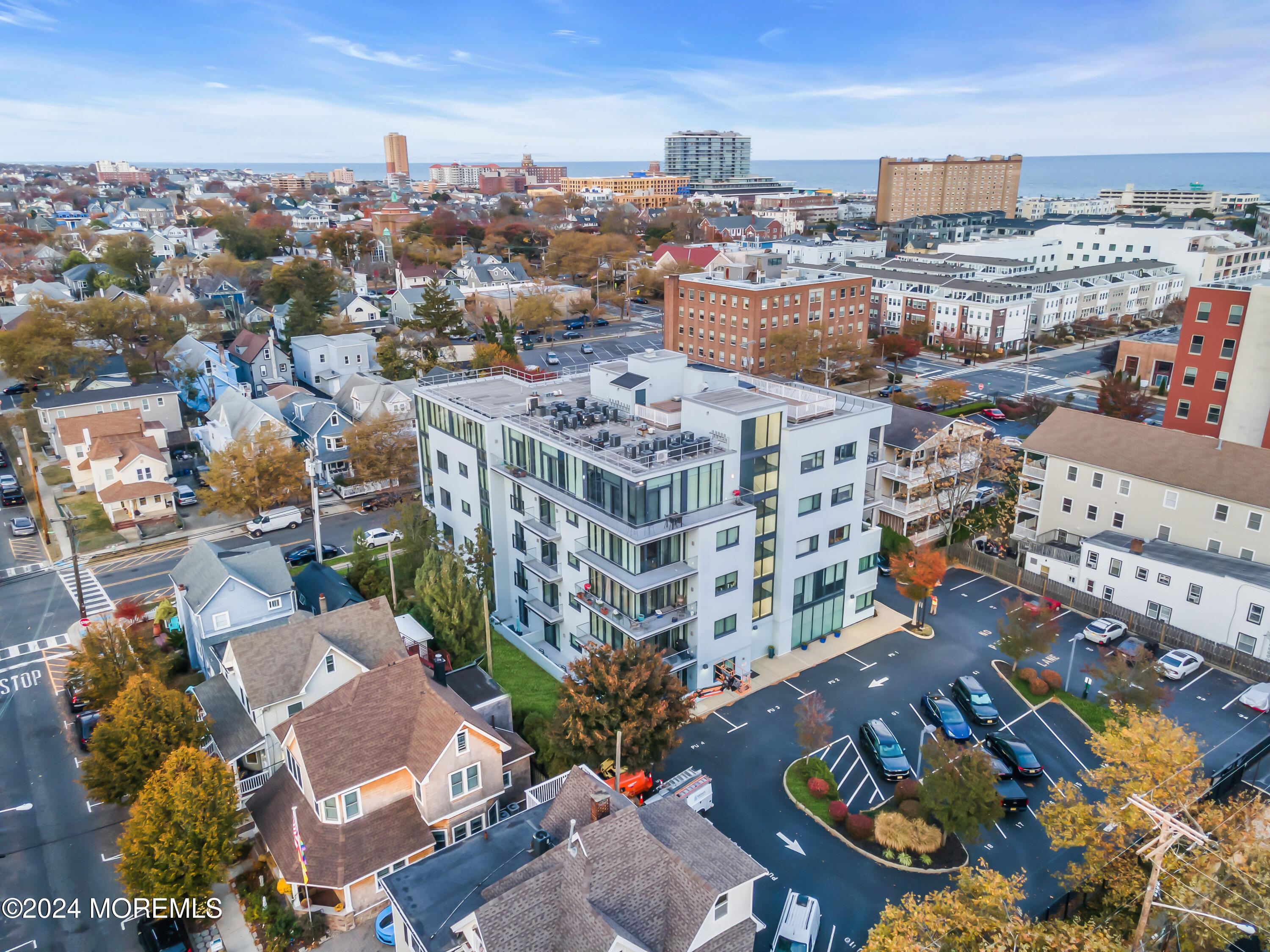 510 Monroe Avenue, 303