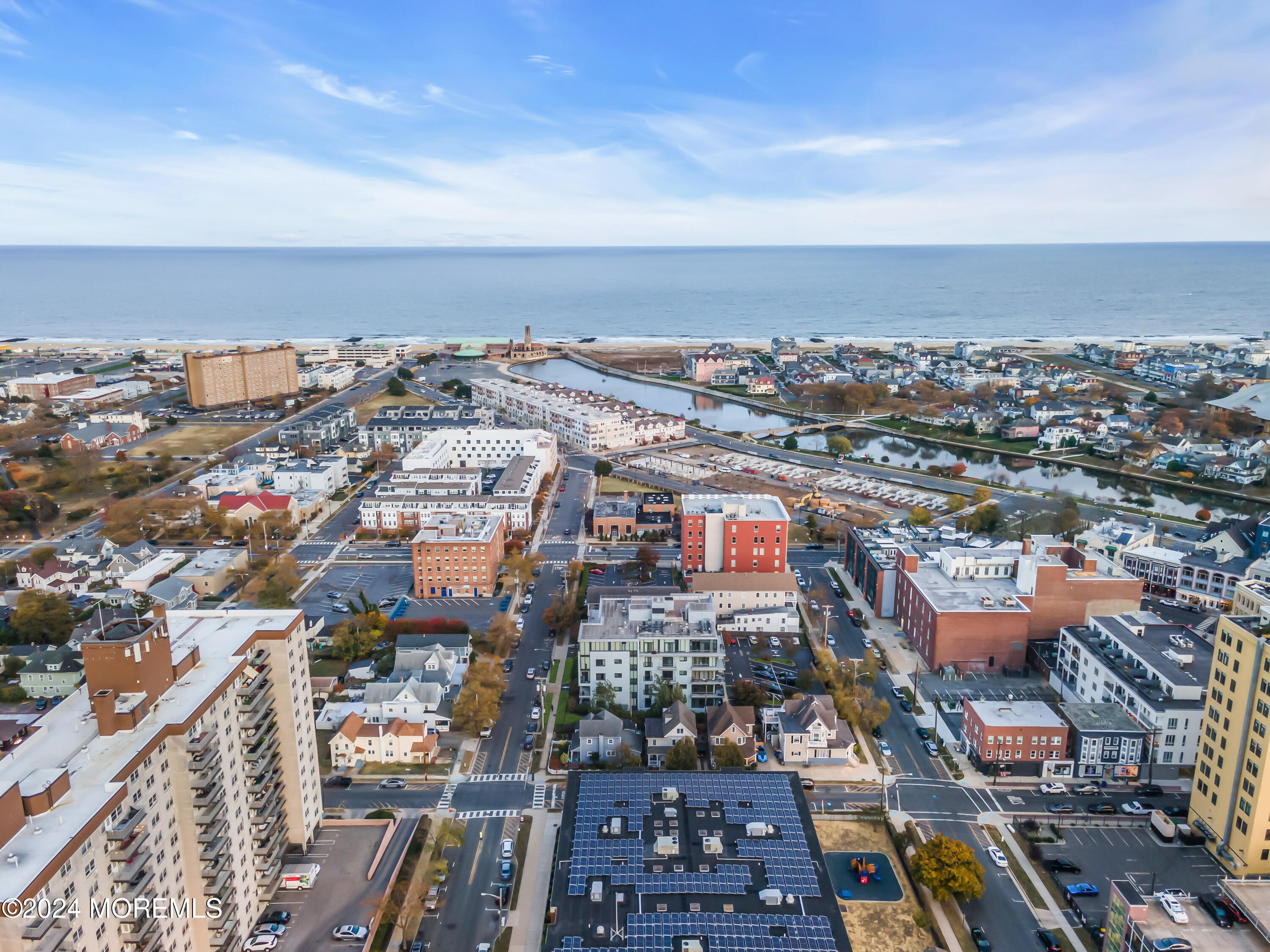 510 Monroe Avenue, 303