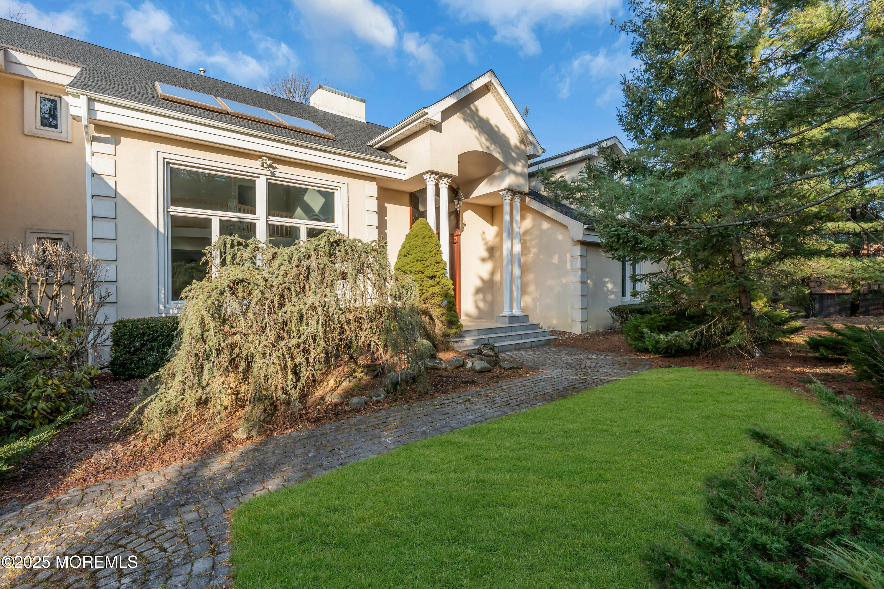 40 Takolusa Drive