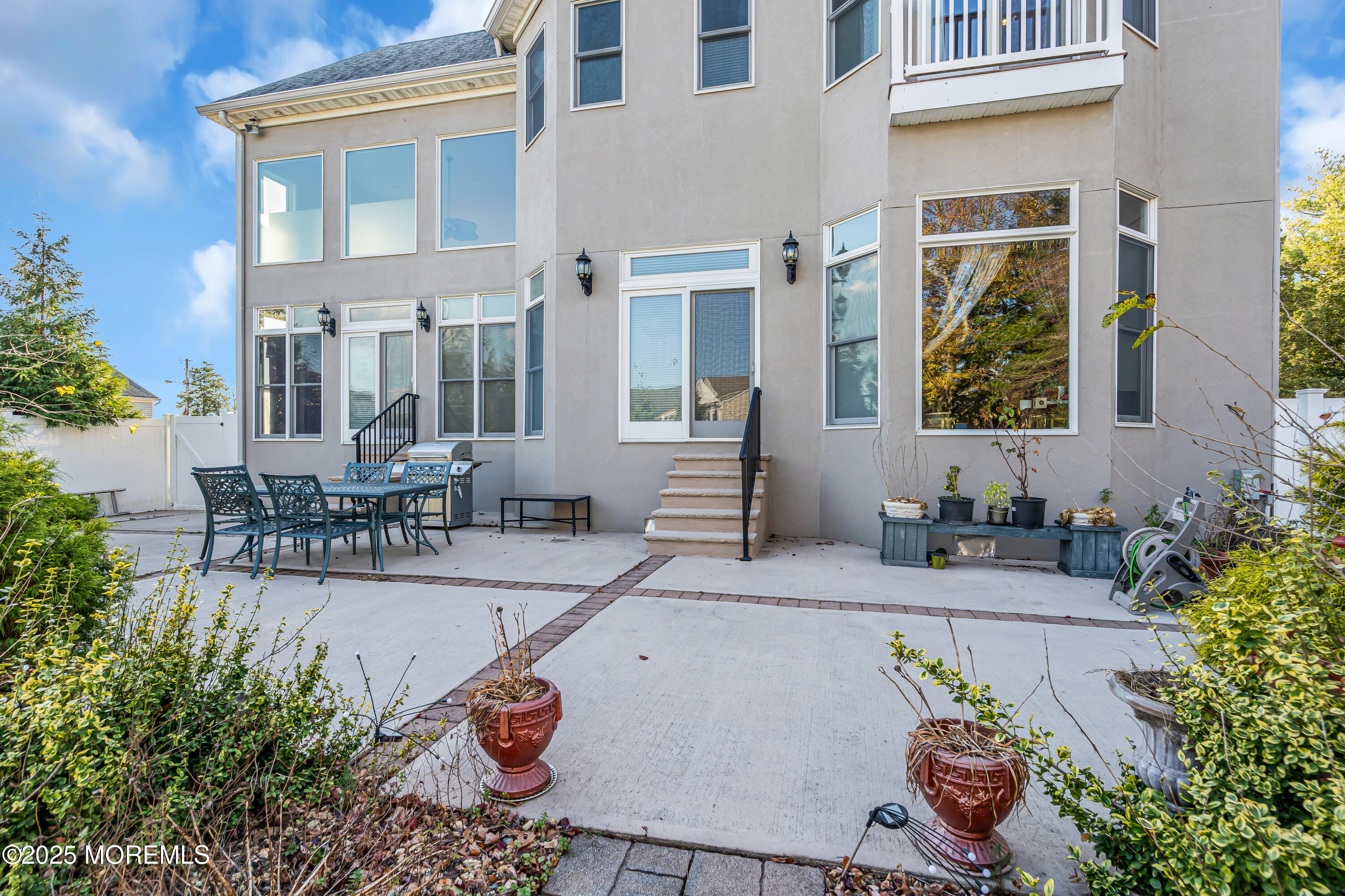 13 Cedar Tree Lane