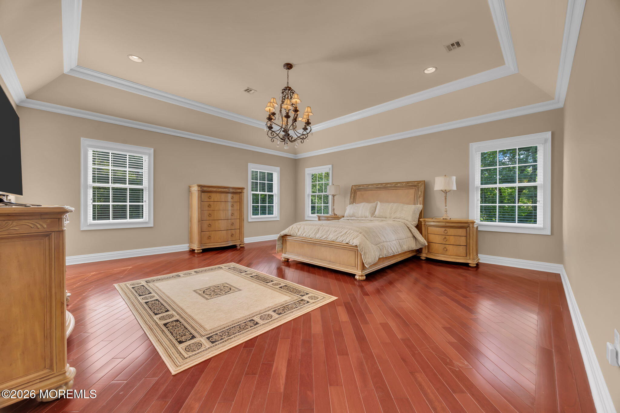 16 Woodhollow Road