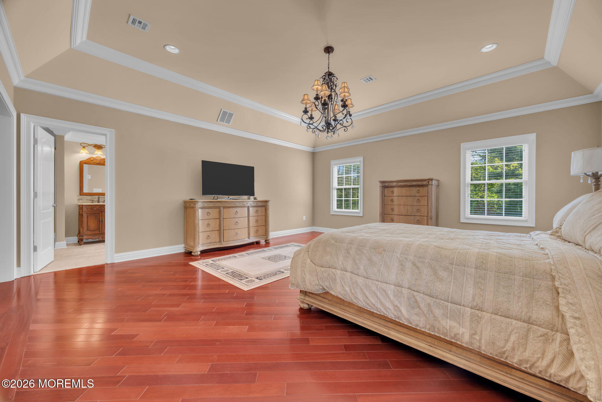 16 Woodhollow Road