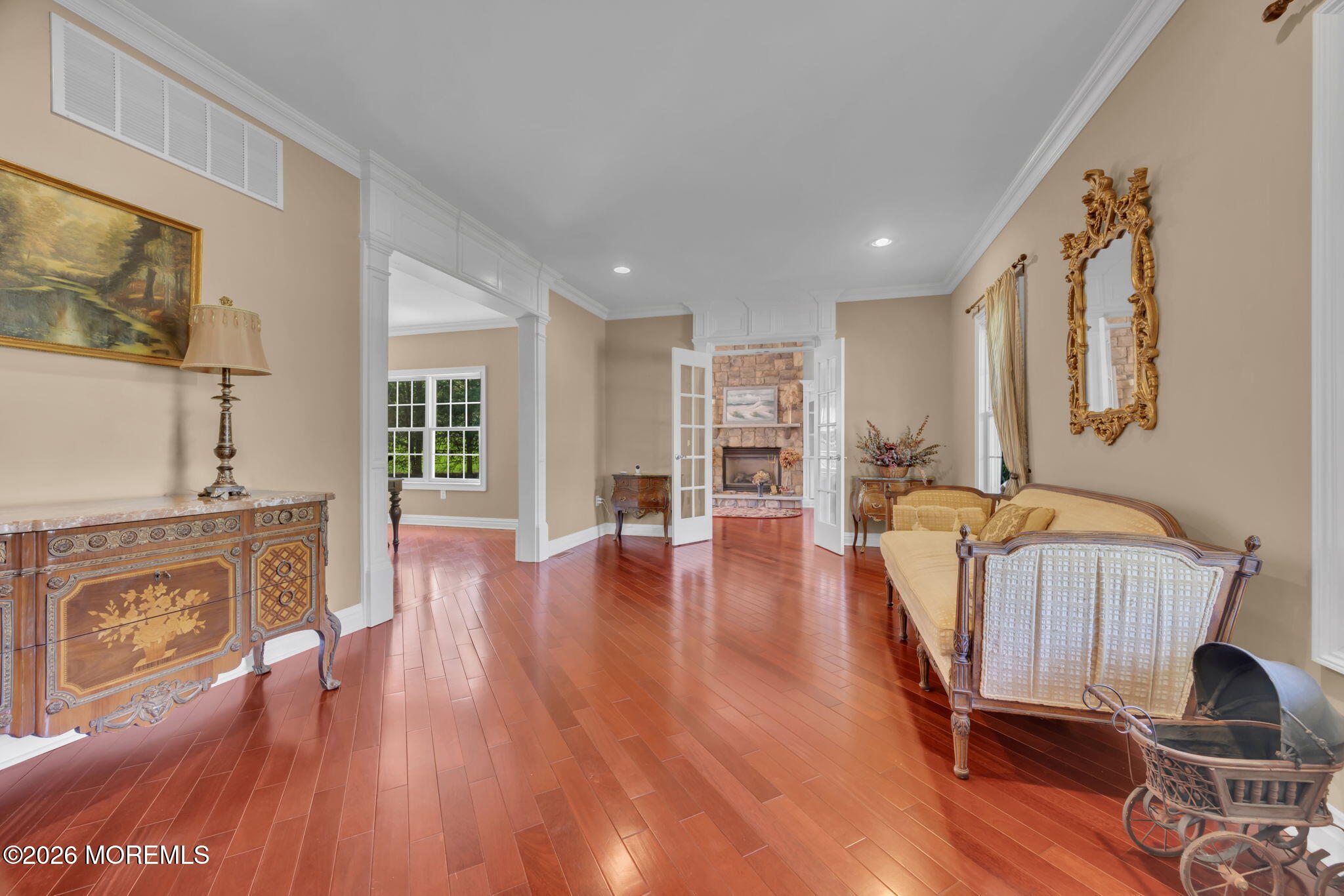 16 Woodhollow Road