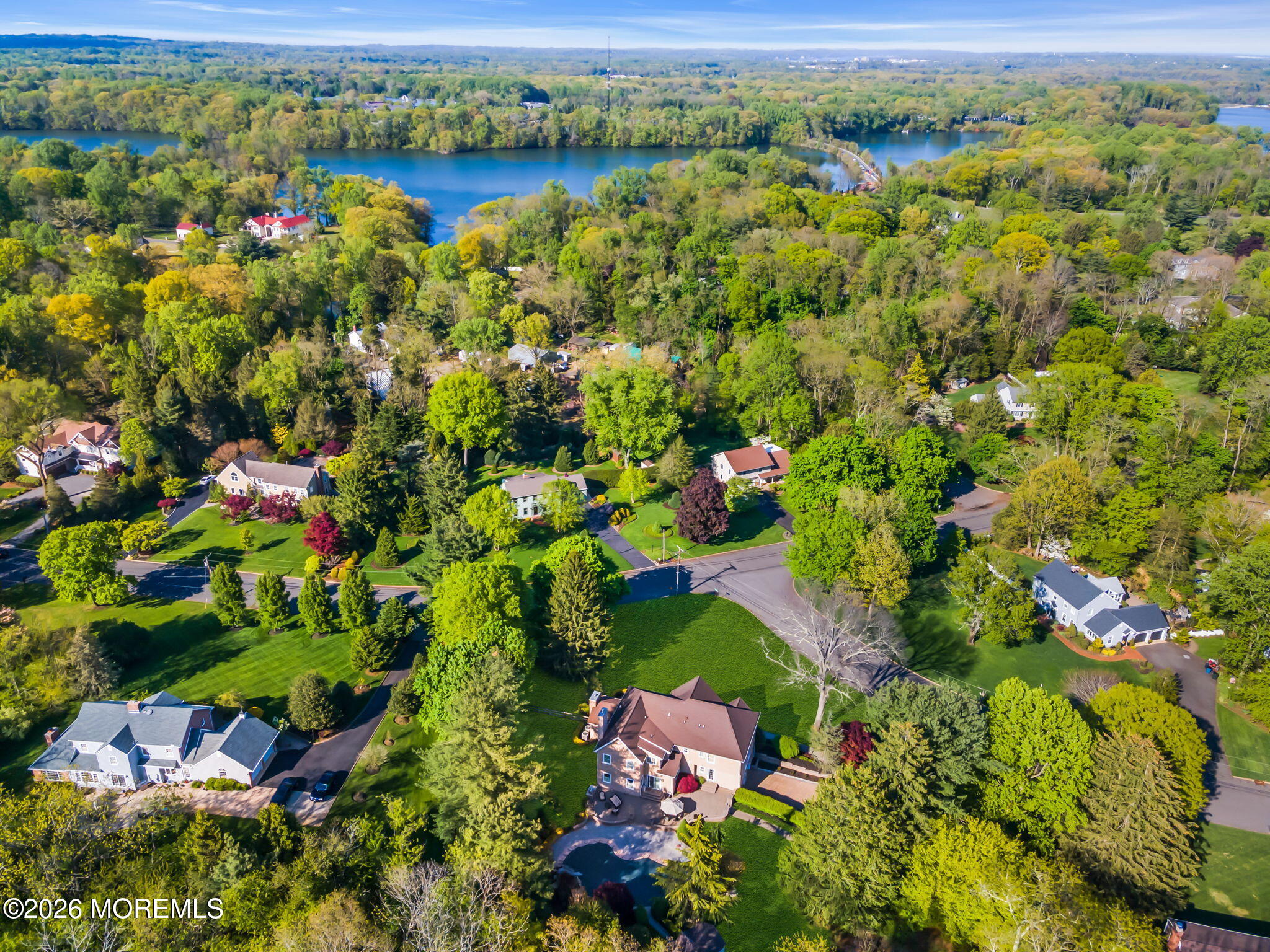 16 Woodhollow Road