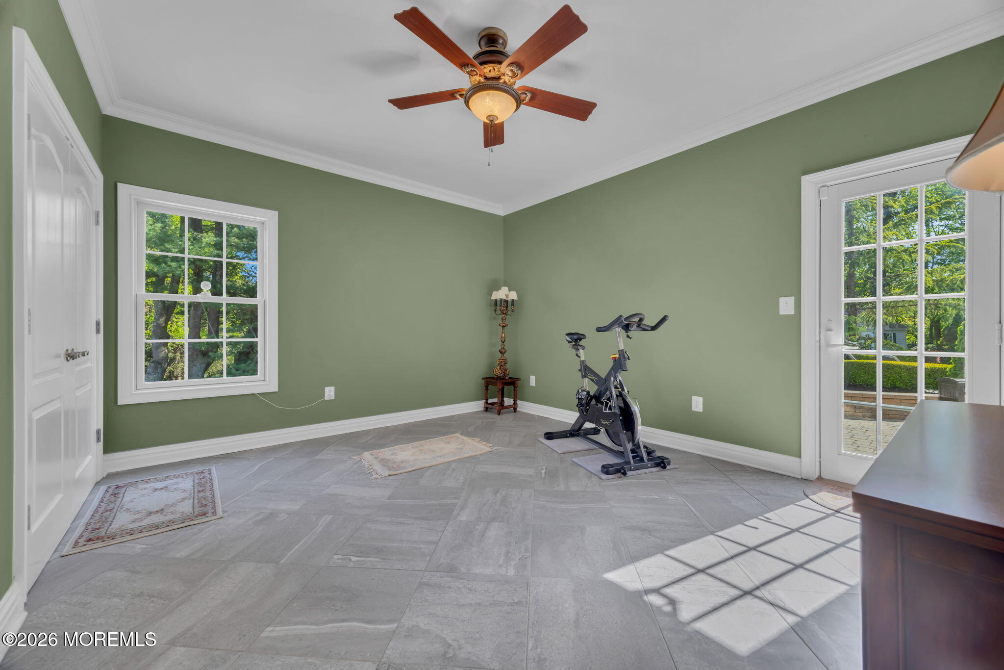 16 Woodhollow Road