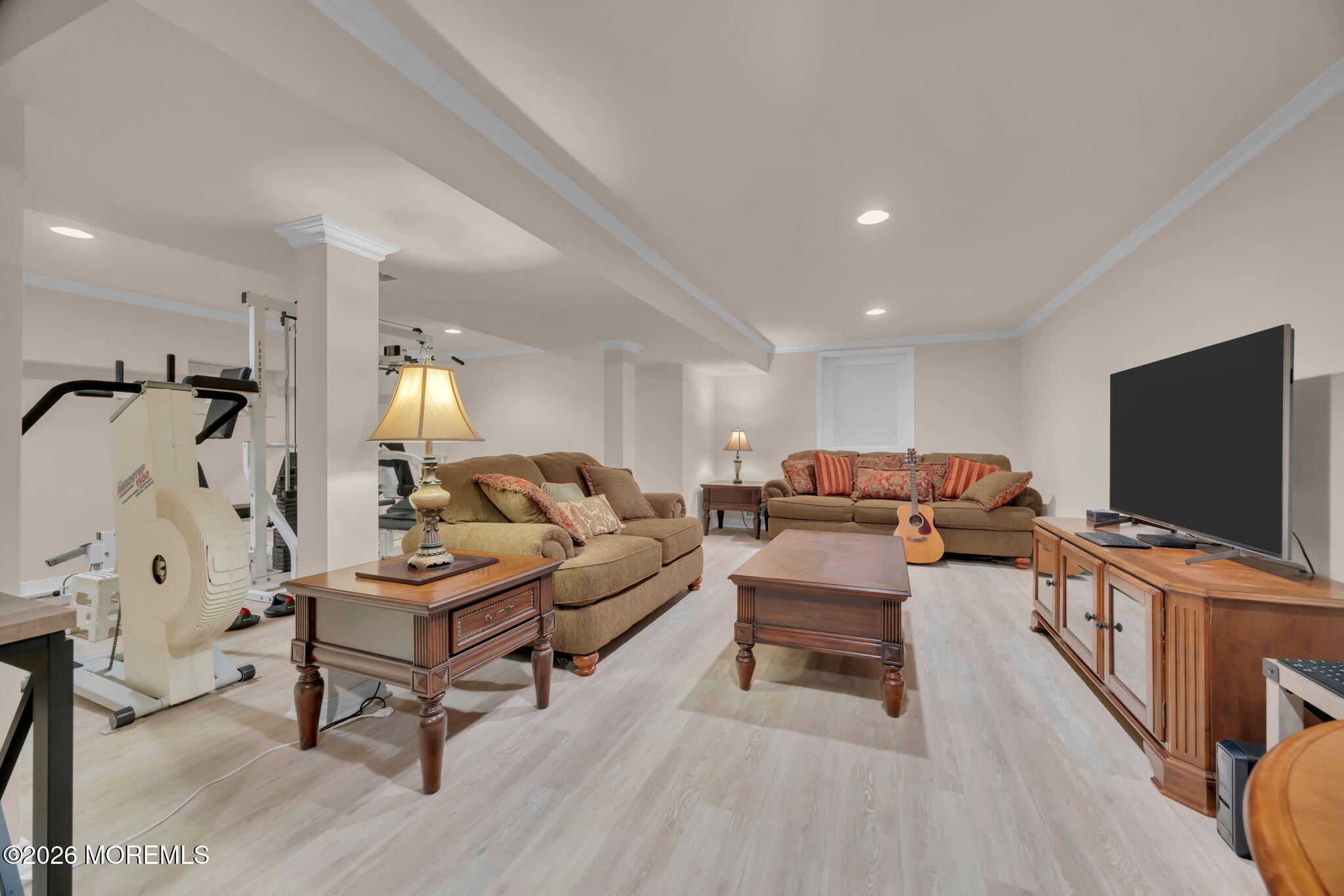 16 Woodhollow Road