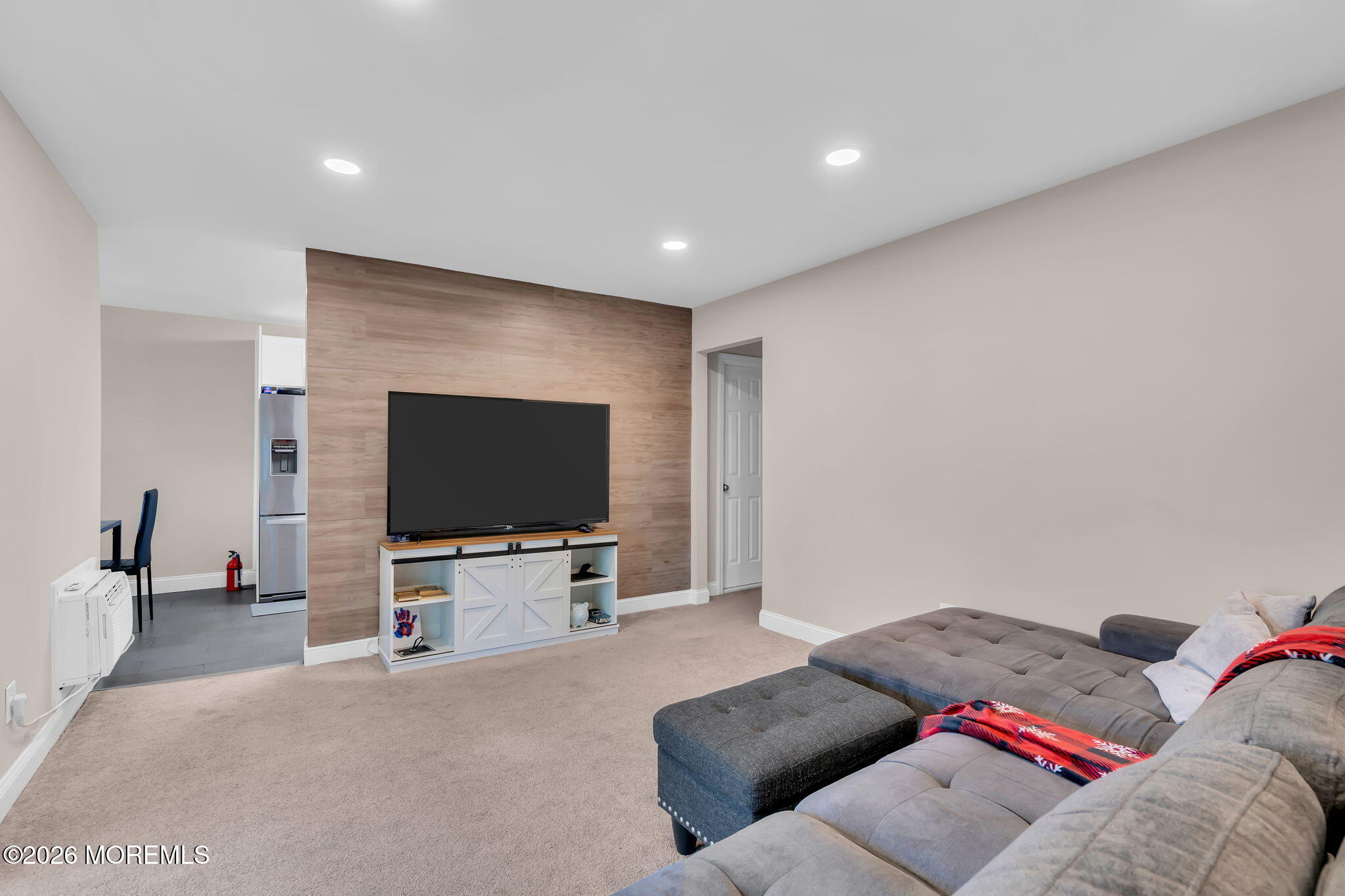 735 Greens Avenue 20B