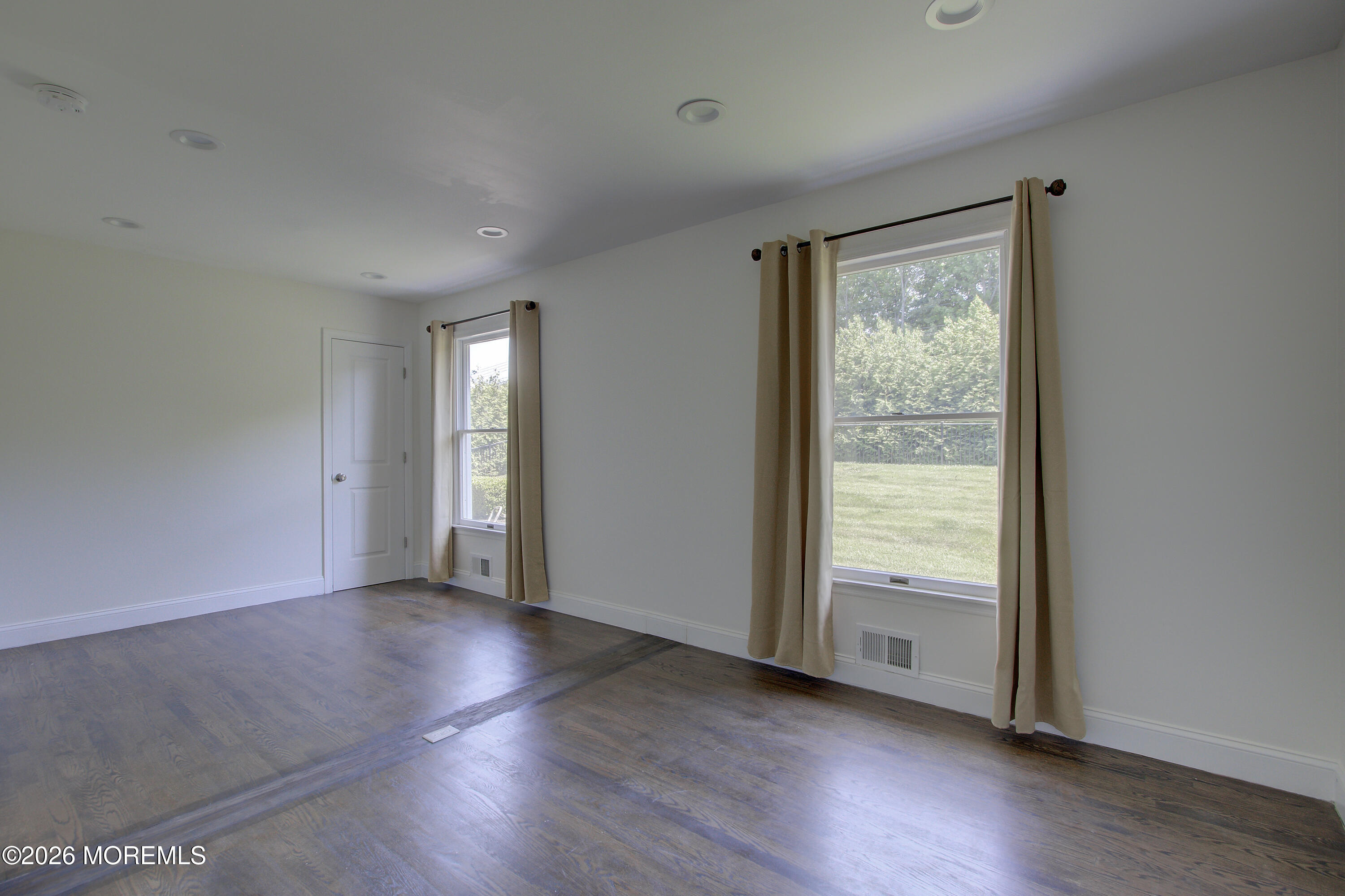 220 Branch Avenue